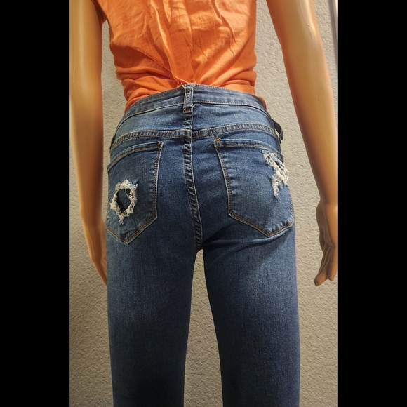 Cute Distressed Jeans - Picture 7 of 15